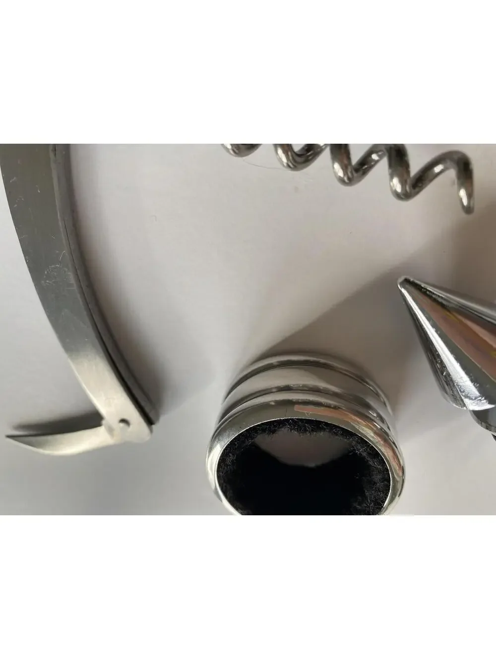 Wine Accessories - Corkscrew, Stopper & More - Essential Wine Items!